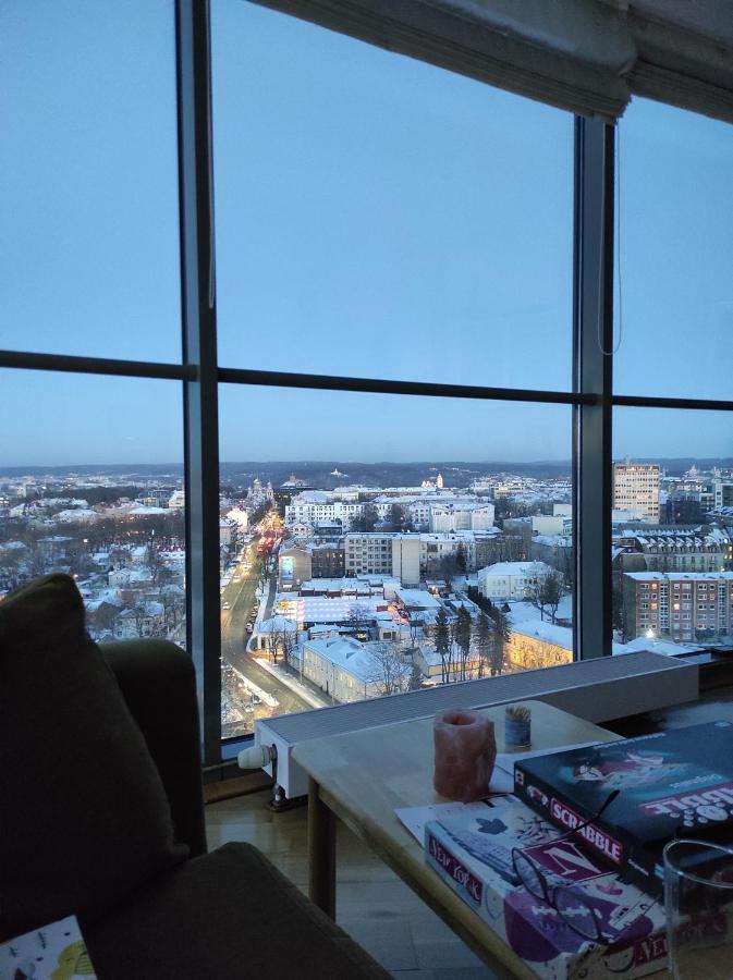 Luxury Apartment In Skyscraper Vilnius Exterior foto